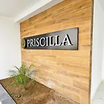 Azure Seaview In Priscilla, Caesar Blue Resort, Aquapark, Gym, Sauna, Heated Swimming Pool 아파트 Gastria