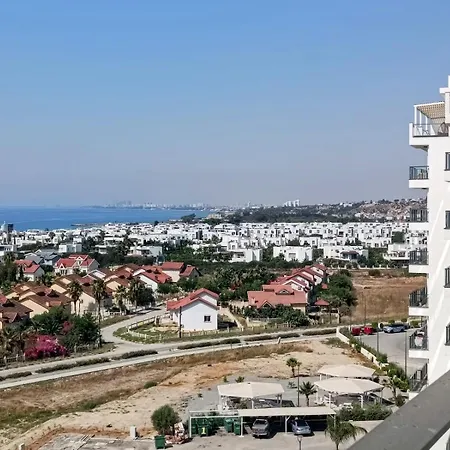 Azure Seaview In Priscilla, Caesar Blue Resort, Aquapark, Gym, Sauna, Heated Swimming Pool, Kids Playground, Padel Court Апартаменты *