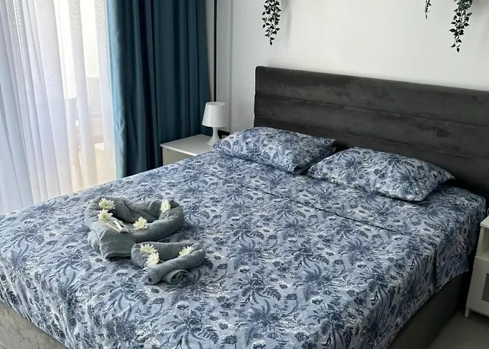 Azure Seaview In Priscilla, Caesar Blue Resort, Gym *